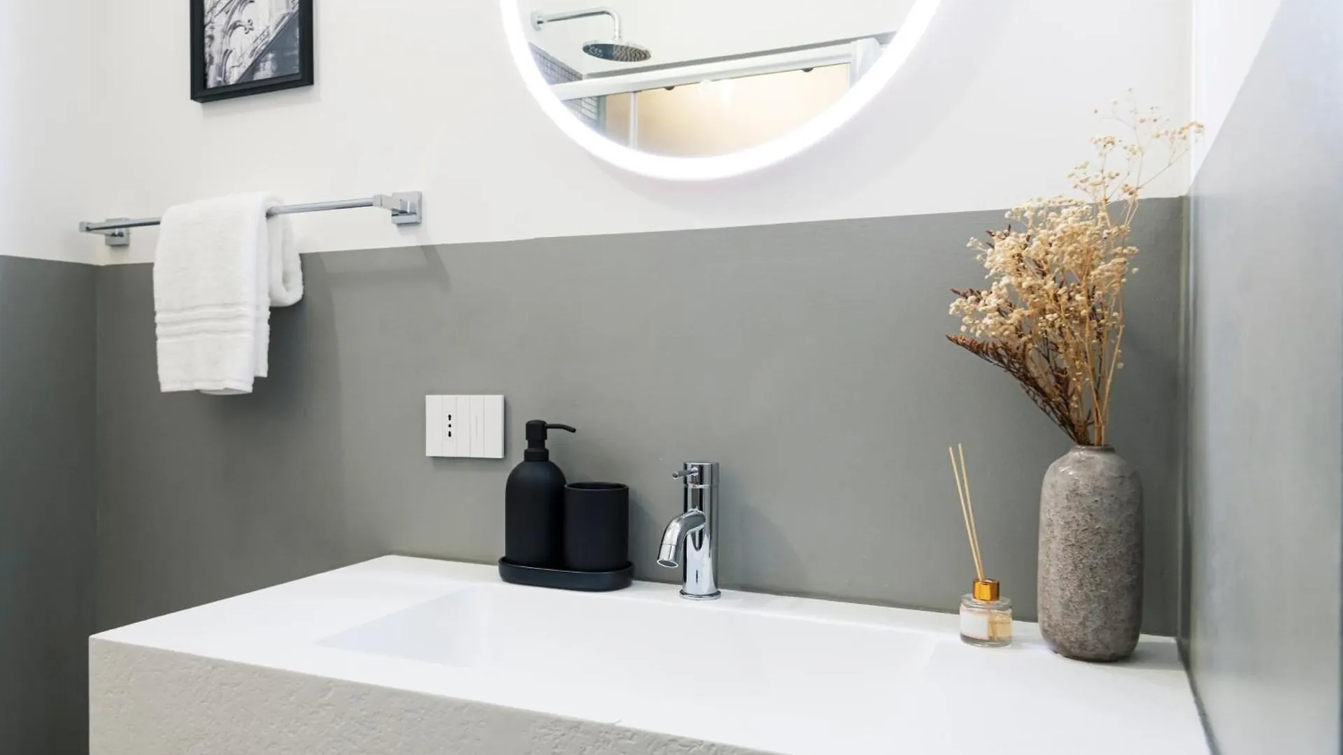 Easylife - Suite In Centrale Milan