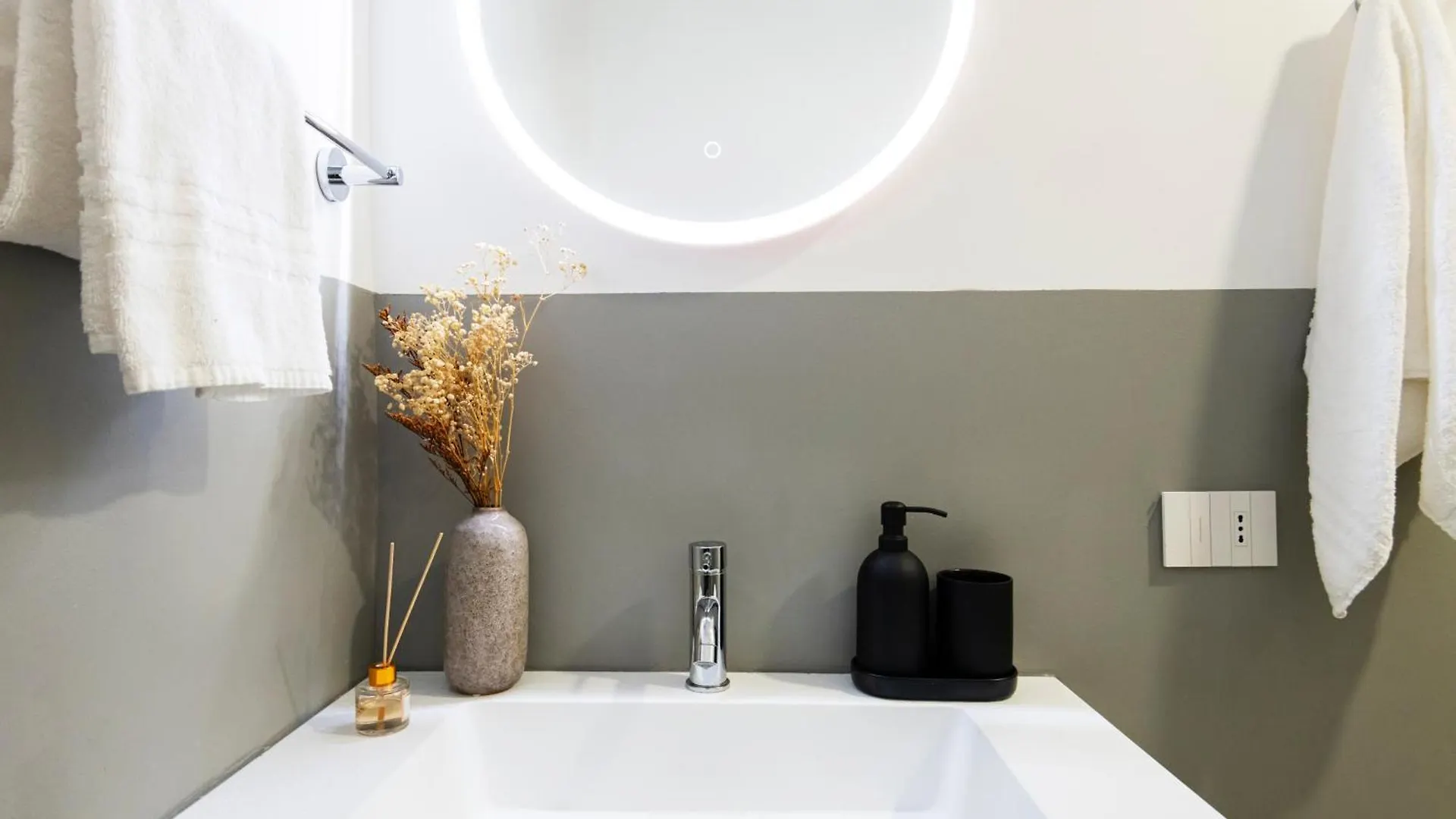 Easylife - Suite In Centrale Milan