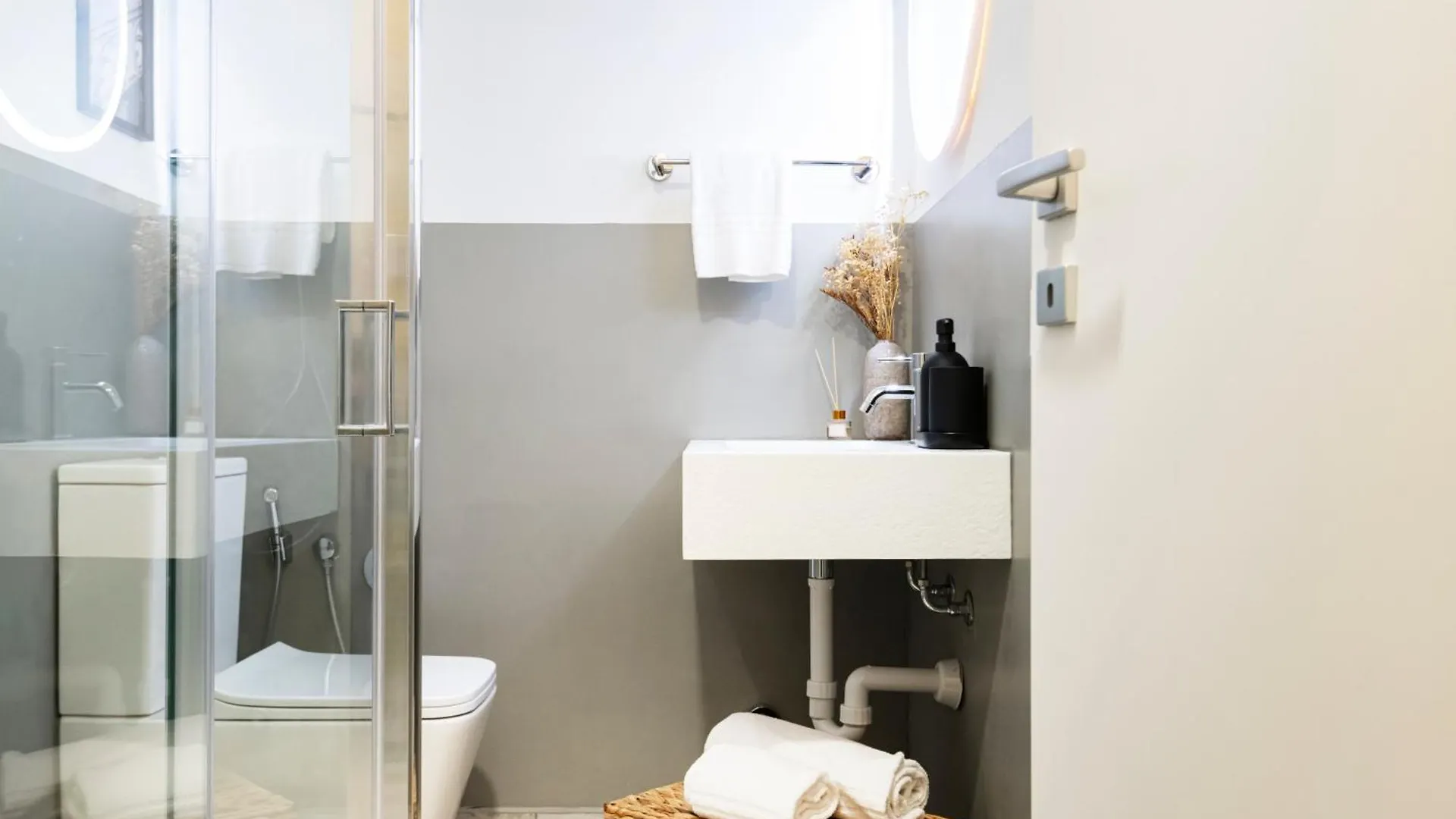 Easylife - Suite In Centrale Milan Hotel