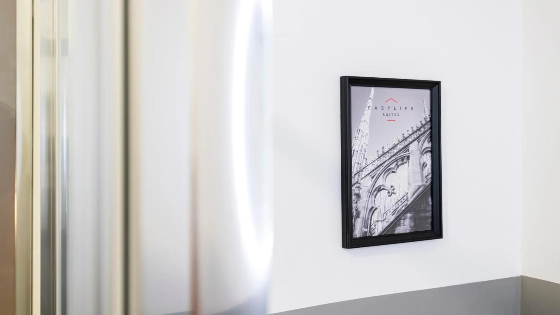 Easylife - Suite In Centrale Milan 0*,