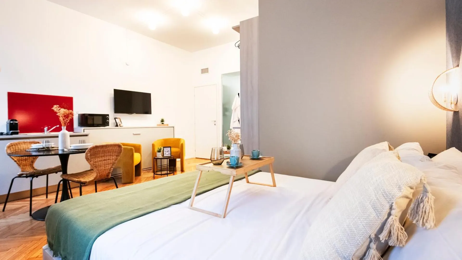 Easylife - Suite In Centrale Milán 0*,  Itálie