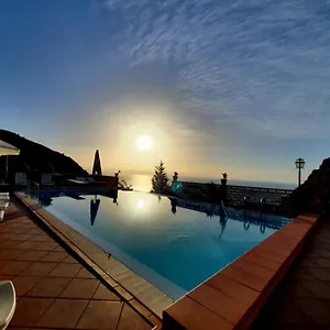 villa-zen-taormina.taorminaitalyhotels.com/