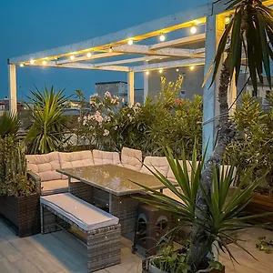 follow-the-sun-catania-95121.taorminaitalyhotels.com/