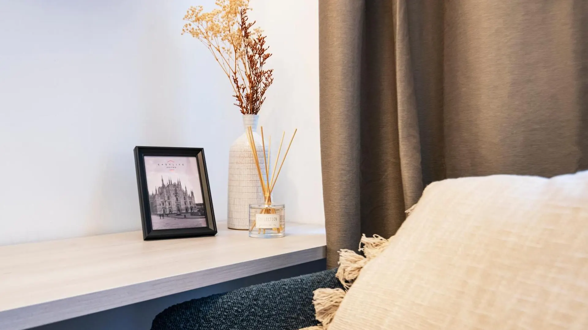 Easylife - Suite In Centrale Milan 0*,  Italy