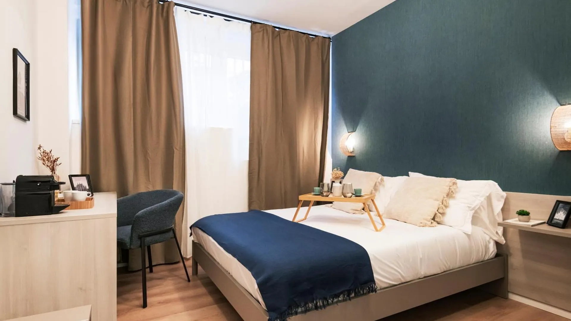 Easylife - Suite In Centrale Milan 0*,  Italy