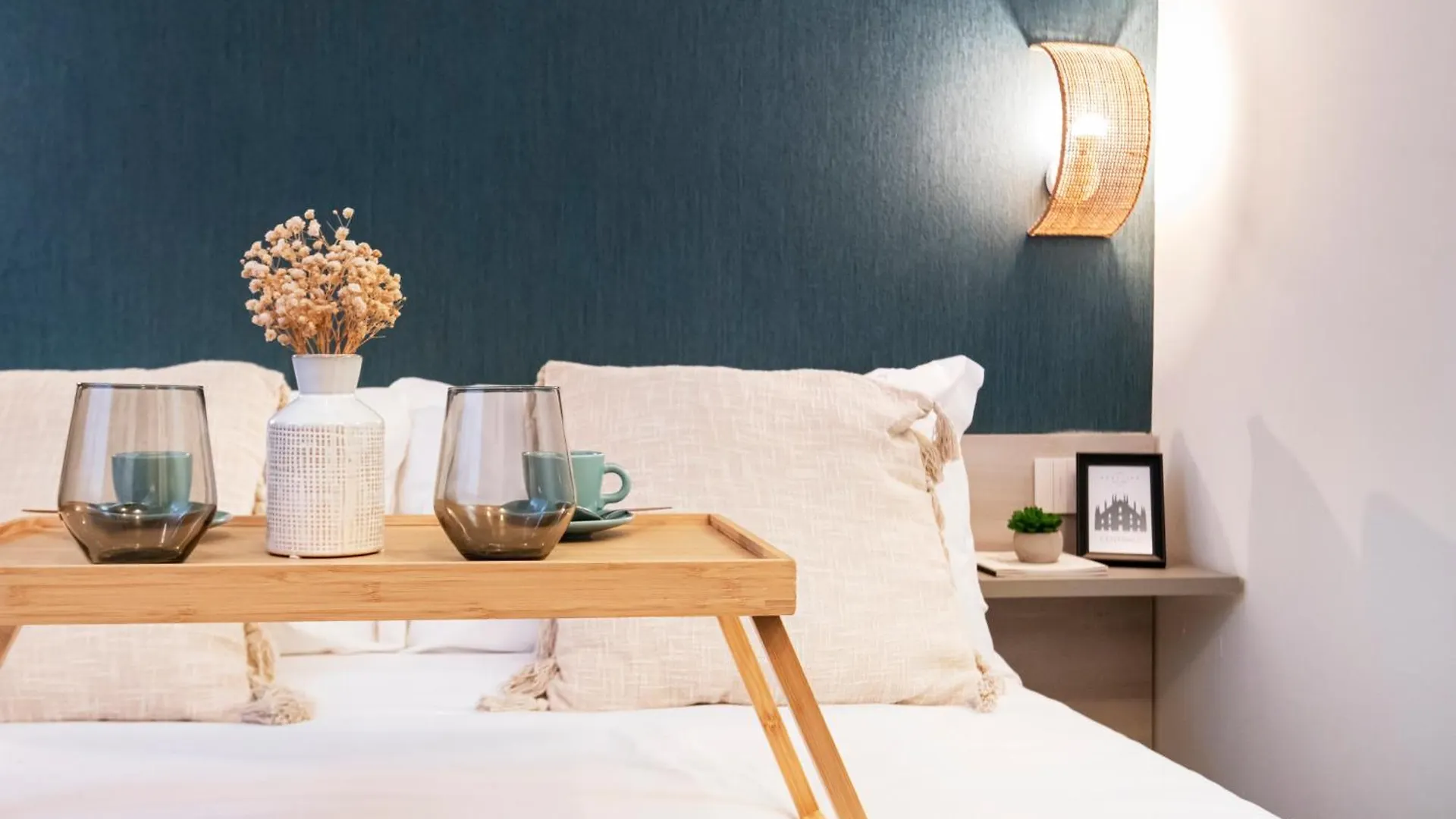 Hotel Easylife - Suite In Centrale Milan Italy