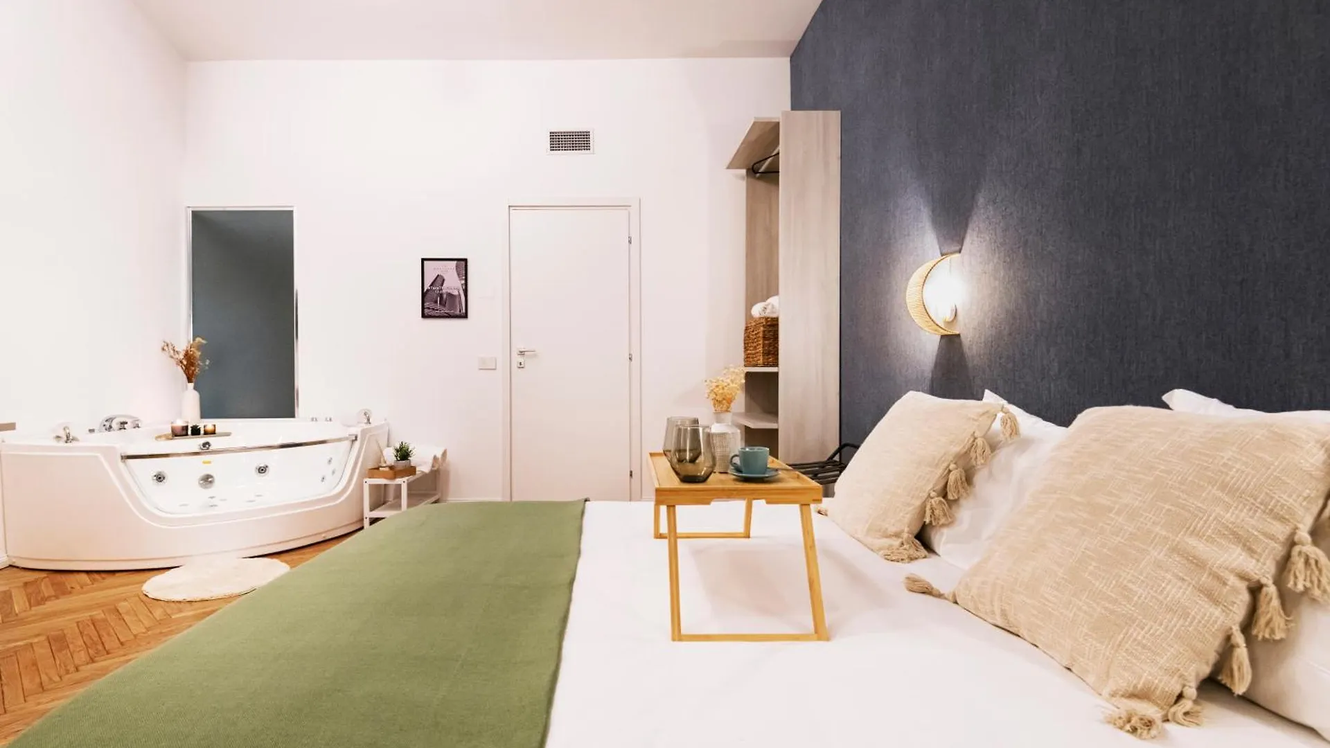 Easylife - Suite In Centrale Milan Hotel