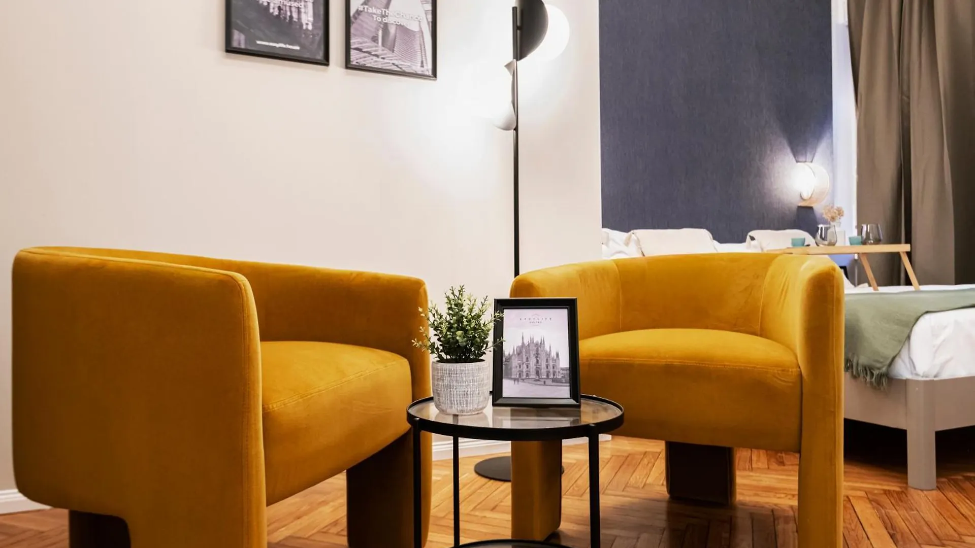 Hotel Easylife - Suite In Centrale Milan