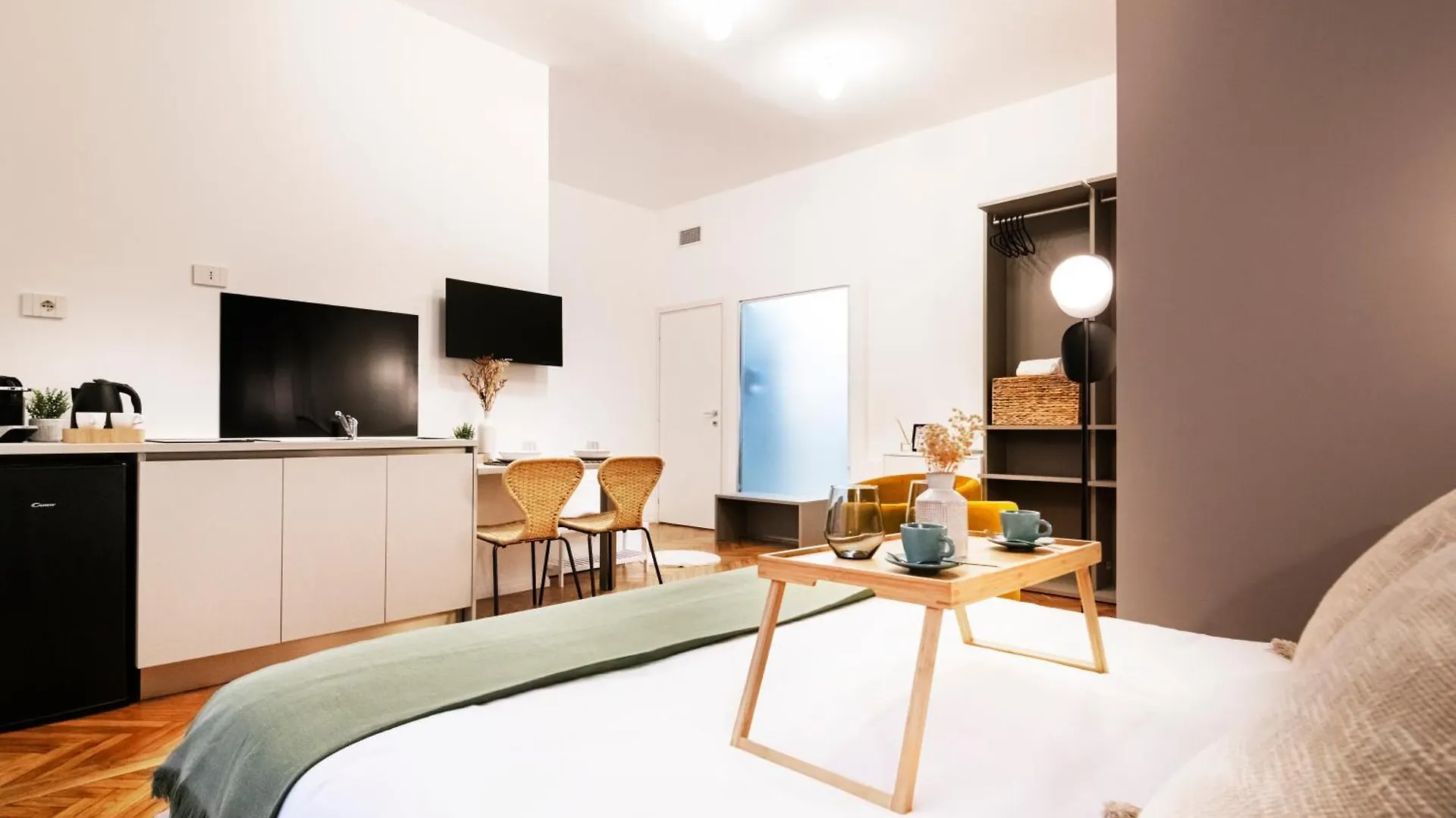 Easylife - Suite In Centrale Milan Hotel