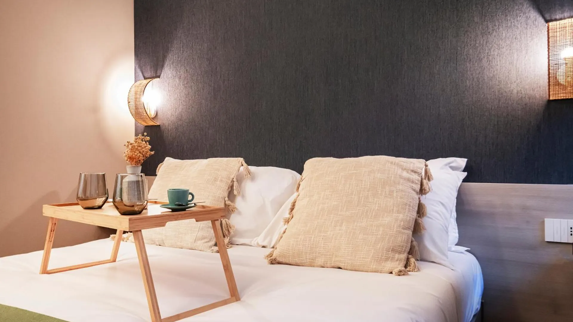 Hotel Easylife - Suite In Centrale Milan