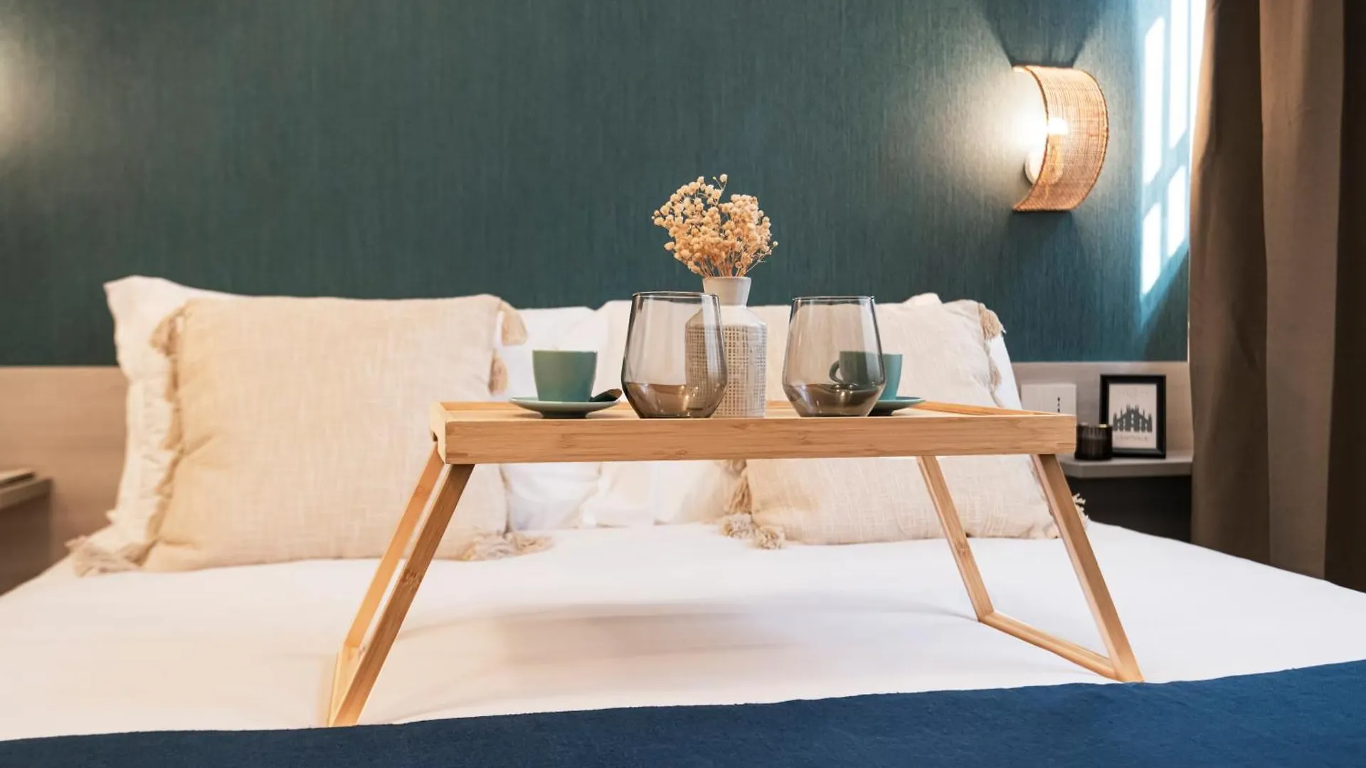 Hotel Easylife - Suite In Centrale Milan